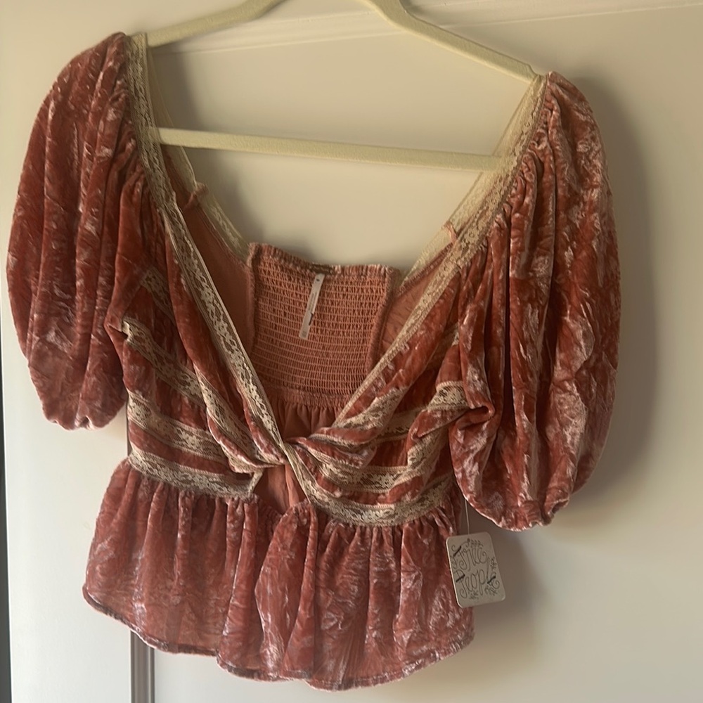 Women's Pink Velvet Top